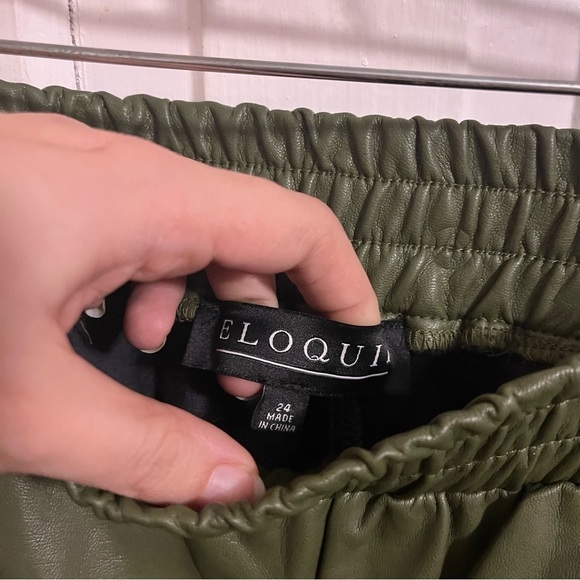 Eloquii Green Vegan Leather Cargo Jogger Pants Pull On Size 24 Q - Picture 5 of 10